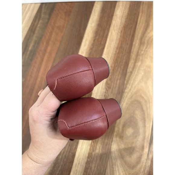 Bare traps red leather pumps size 6 in brand new condition - Picture 6 of 6